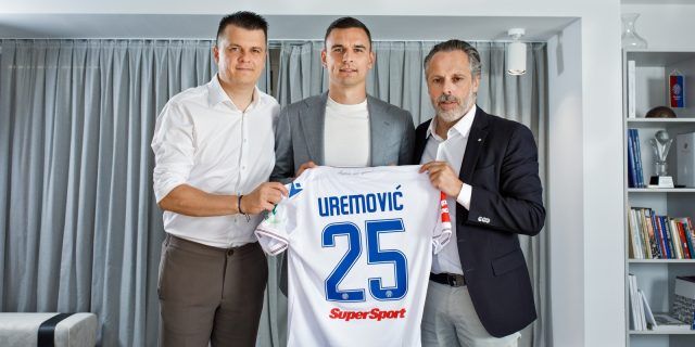 2023-08-31-12-57-4054-