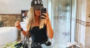 1481436 selfi iz kupatila ls