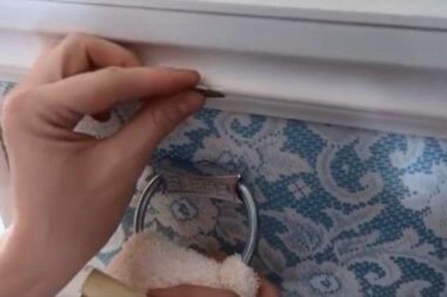 1484408 tajna u kuci ls