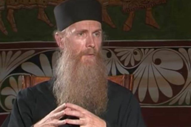 1745613 otac arsenije share