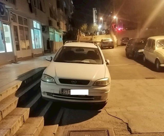 4cccf8c1 6369 48f1 9916 3d9988f6af96