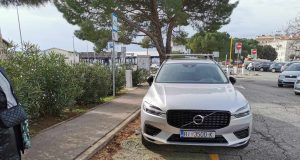 f8304f01 e50b 4d81 80ac ab6b02f080f9