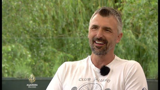 hq720 (36) hq720 (36)