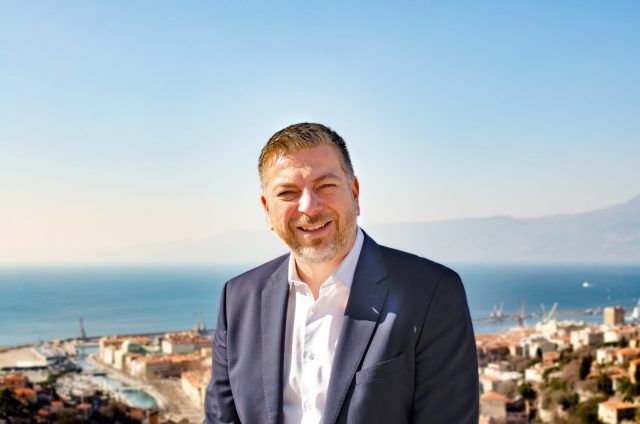 27529837 5357 4e2d 94b6 194e3a29d8e7