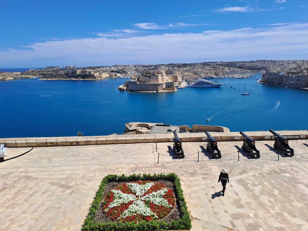 2c9fd6b8 b8c2 46f3 993d 6f383009336c