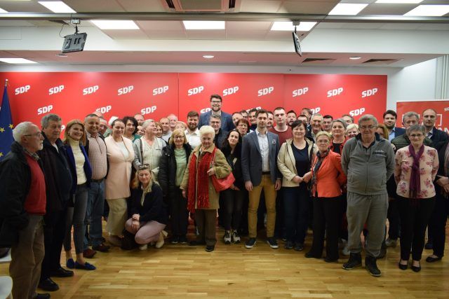 83db3f17 df07 404f a8b5 b032a8fefc01