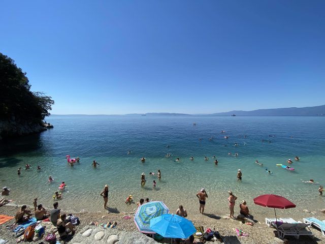 448792482 1169177804390455 1615532540666530832 n