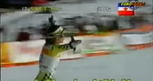 09 32 27 2023080109321779848 original am l