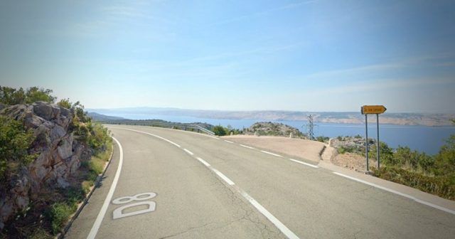 21a2db1e 875a 448d ad1e 32ed00a9918c