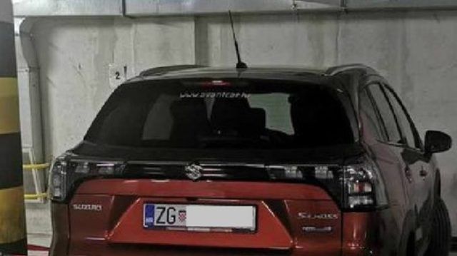 24e7c3c8 353a 4227 8ed9 be0ffbd1994b