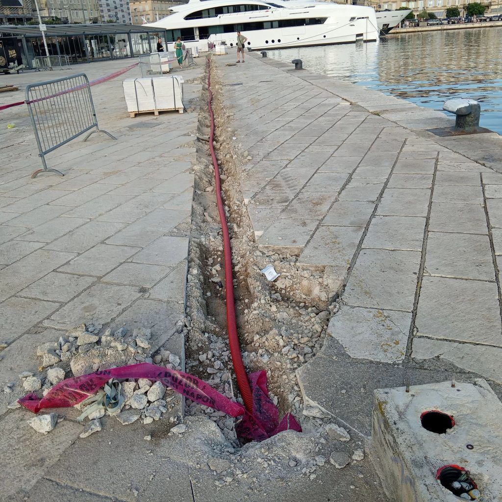 449393824 456216097119380 1803374816165057730 n