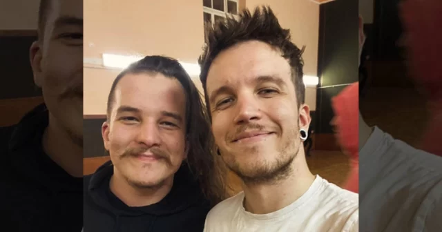 9b9c6a94 77ee 46f5 9765 53d273f5c7c7