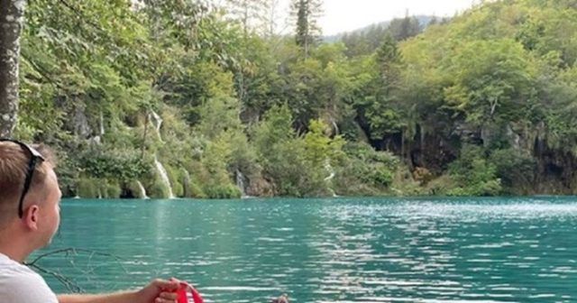 6c15daa6 c0a7 41b4 9c2f b73bd068c6e7