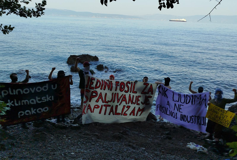 c36bd8a2 da22 4096 91f9 50d1bf1beed7