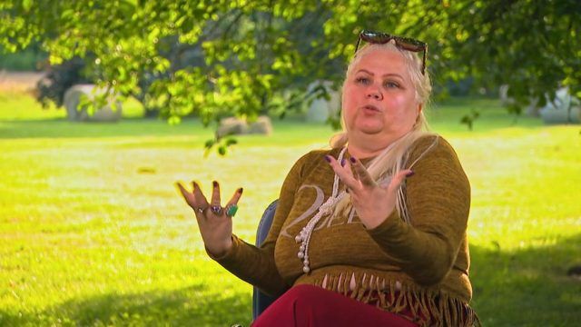 53c9071ef81fb5015829 932188