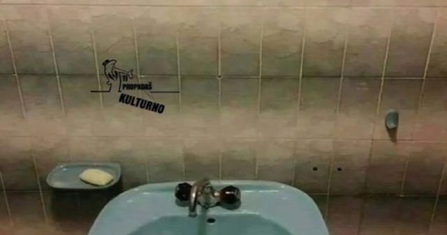 b25976c4 e702 43ee 8abd 71cc39cd55d3