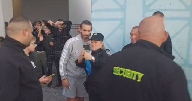 0240b2cb 17cf 4e35 8d96 715dd43e2239