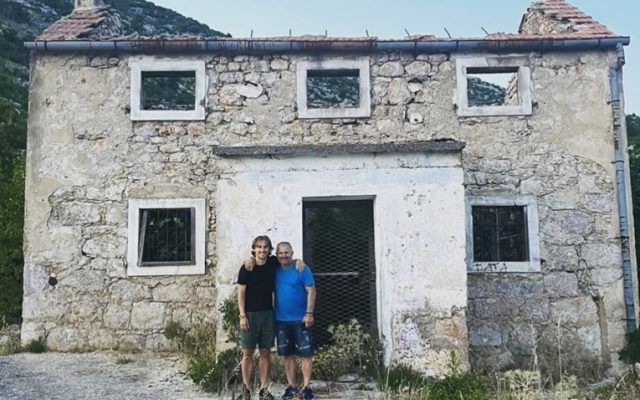 41c2c751 4479 43a6 99f1 daf2bf4c1591