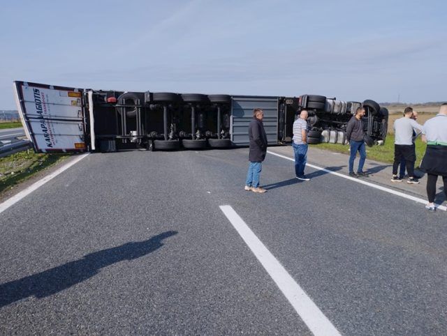 489b1ed6 f0dd 4350 9327 97f261a13a19