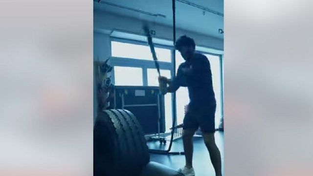 b0b2d992 e31f 4e38 9381 11b7e6e3a138