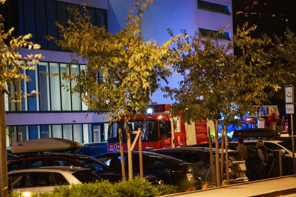 b7b99630 dfe7 4d61 b8cb ed7ed84887dc