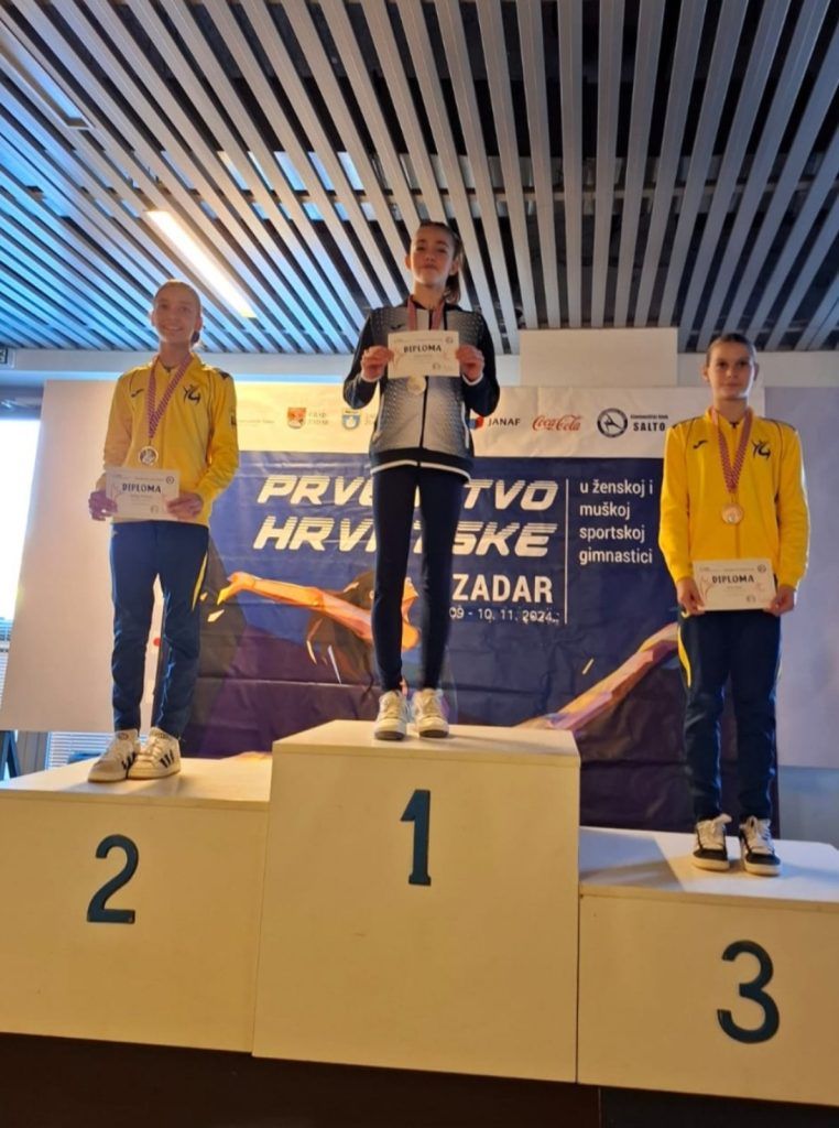 IMG 56c8eee24c88e4aa84a6a86956ef4542 V