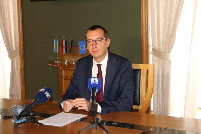 Gradonacelnikova konferencija za novinare o proracunu za 2025 godinu