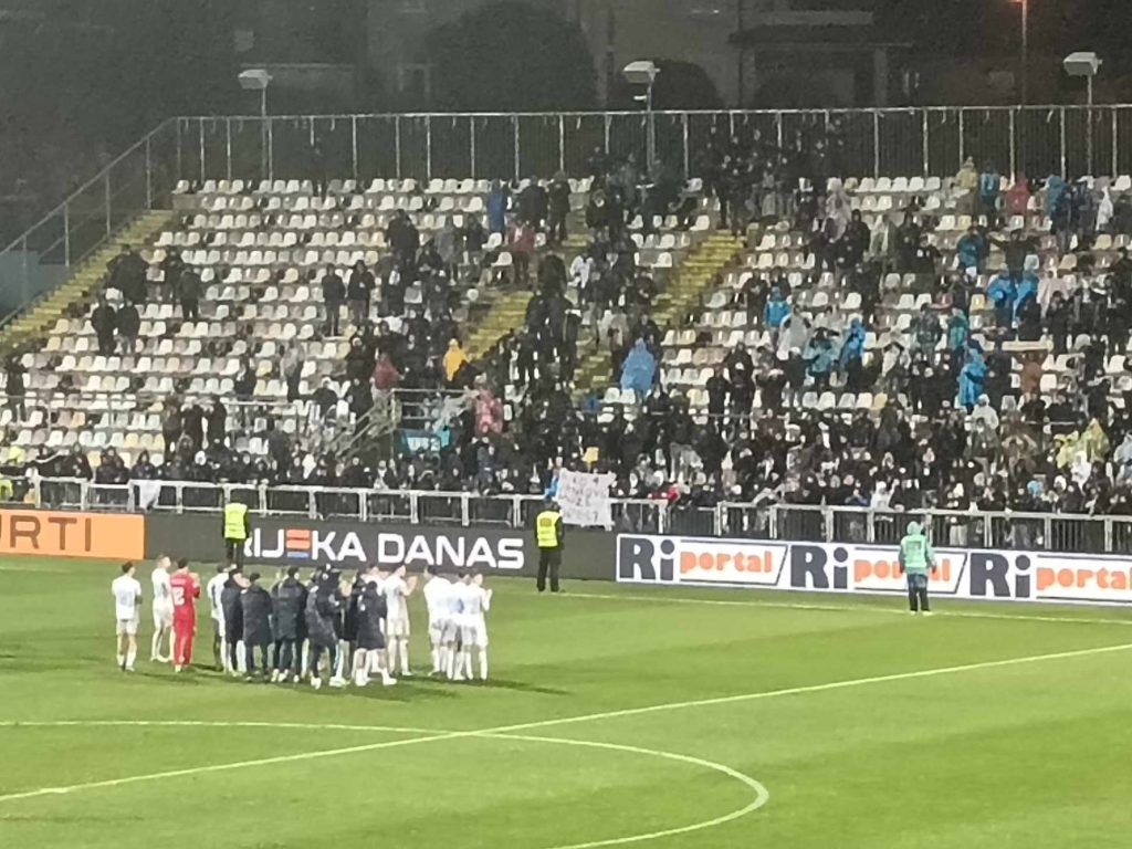 a3e9fc23 6441 4526 bdb2 d84f7e2bef7f