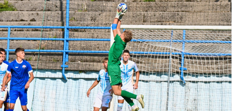 Ozlijedio se 18-godišnji Marić, za Rijeku će protiv Slavena braniti 16-godišnji kadet!