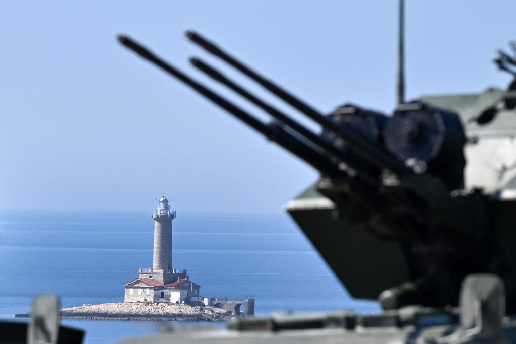 300 pripadnika hrvatske vojske i partnerskih oruanih snaga pokazalo profesionalizam na vjebi tit 25 54444941311 o