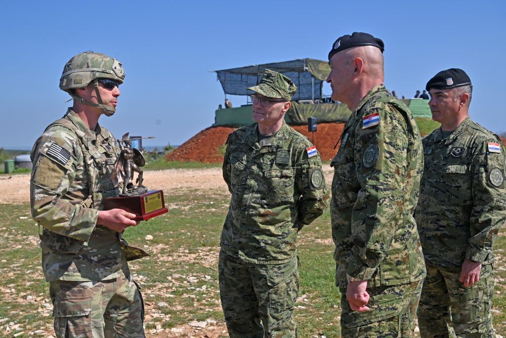 300 pripadnika hrvatske vojske i partnerskih oruanih snaga pokazalo profesionalizam na vjebi tit 25 54444941516 o