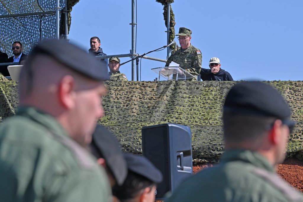 300 pripadnika hrvatske vojske i partnerskih oruanih snaga pokazalo profesionalizam na vjebi tit 25 54445129139 o