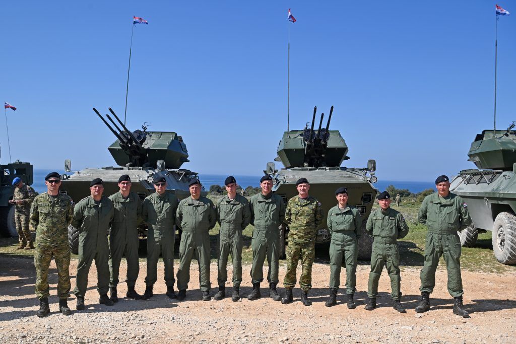 300 pripadnika hrvatske vojske i partnerskih oruanih snaga pokazalo profesionalizam na vjebi tit 25 54445180643 o