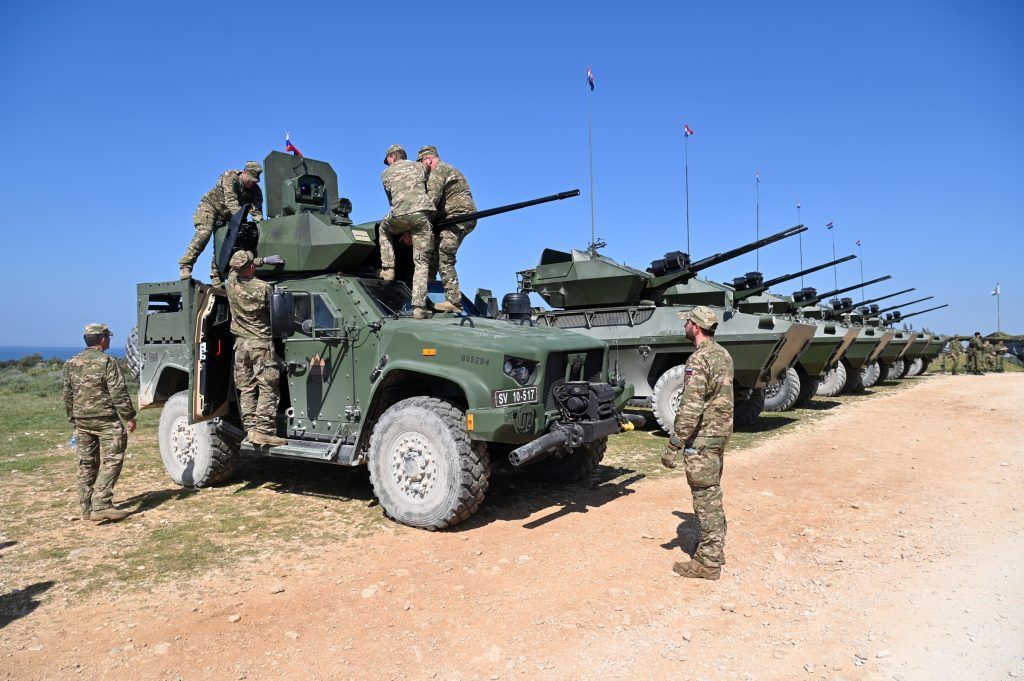 300 pripadnika hrvatske vojske i partnerskih oruanih snaga pokazalo profesionalizam na vjebi tit 25 54445308500 o