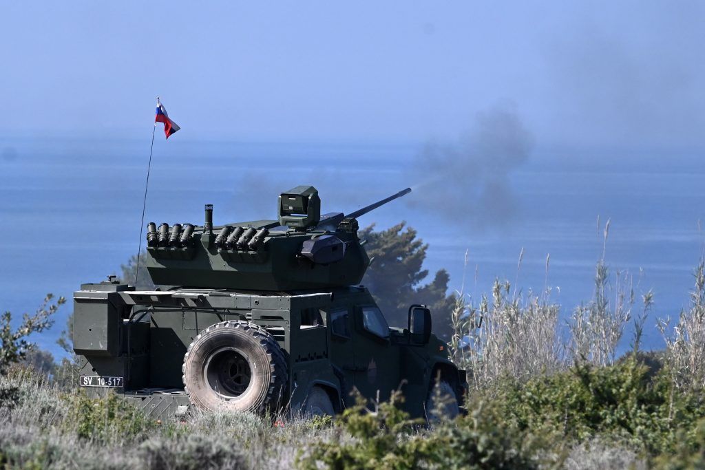 300 pripadnika hrvatske vojske i partnerskih oruanih snaga pokazalo profesionalizam na vjebi tit 25 54445309305 o