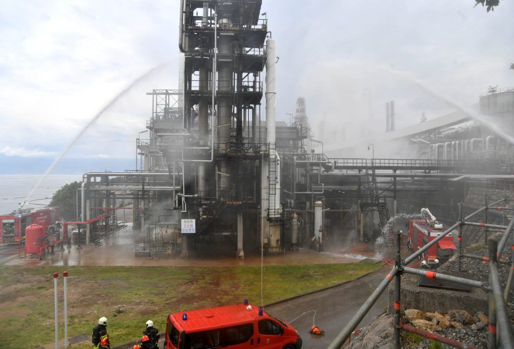 Rijeka, 20.05.2025 Pokazna vjezba vatrogasaca u gasenju i spasavanju u rafineriji