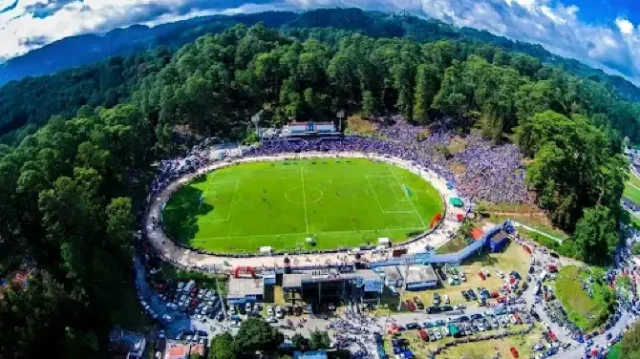 0HJ0o12000gfivdbq93F1 C 670 376 Q70