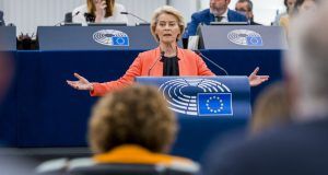 EP 187973G Plenary 7 Commission