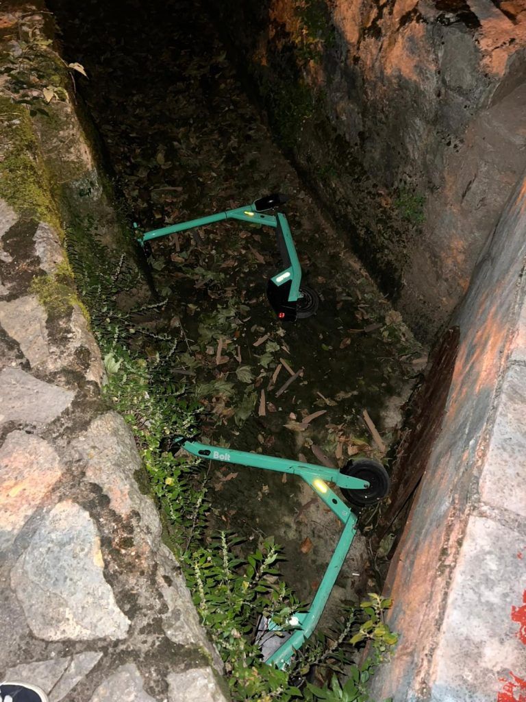 Bolt uništeni e romobili u Rijeci2