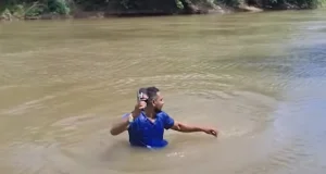 H 46ee32d8 cef2 4fbf b7ca 4d2abec9feb0 760