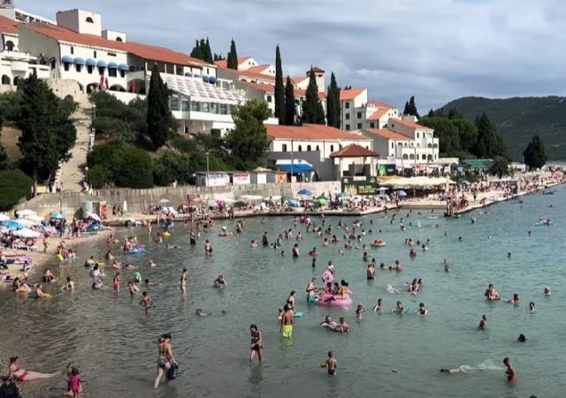 Neum