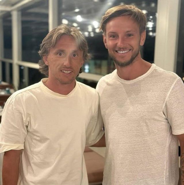 e8202d9c f93a 4ed2 80b0 abc867224e56