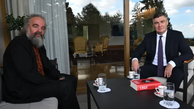 H fc98adb3 fe32 44d3 965d dbeec81ca286 760