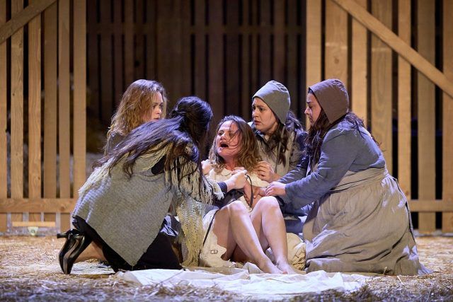 HNK Vjestice iz Salema fotografiranje za knjizicu 17 05 2025 R6II 0999 HNK Vjestice iz Salema fotografiranje za knjizicu 17 05 2025 R6II 0999