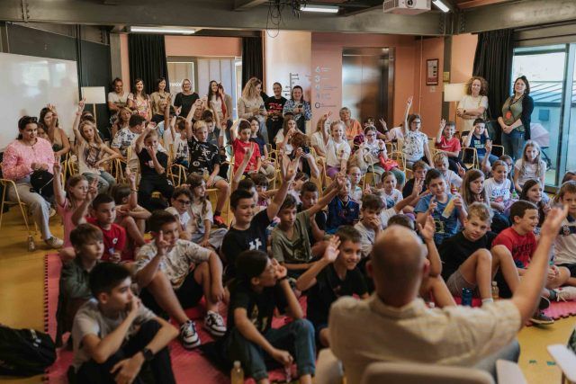 Vrisak Junior 15092025 do 300kb 2 scaled (1)