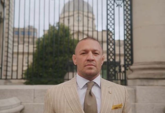 ezgif 4d0d7daba33279