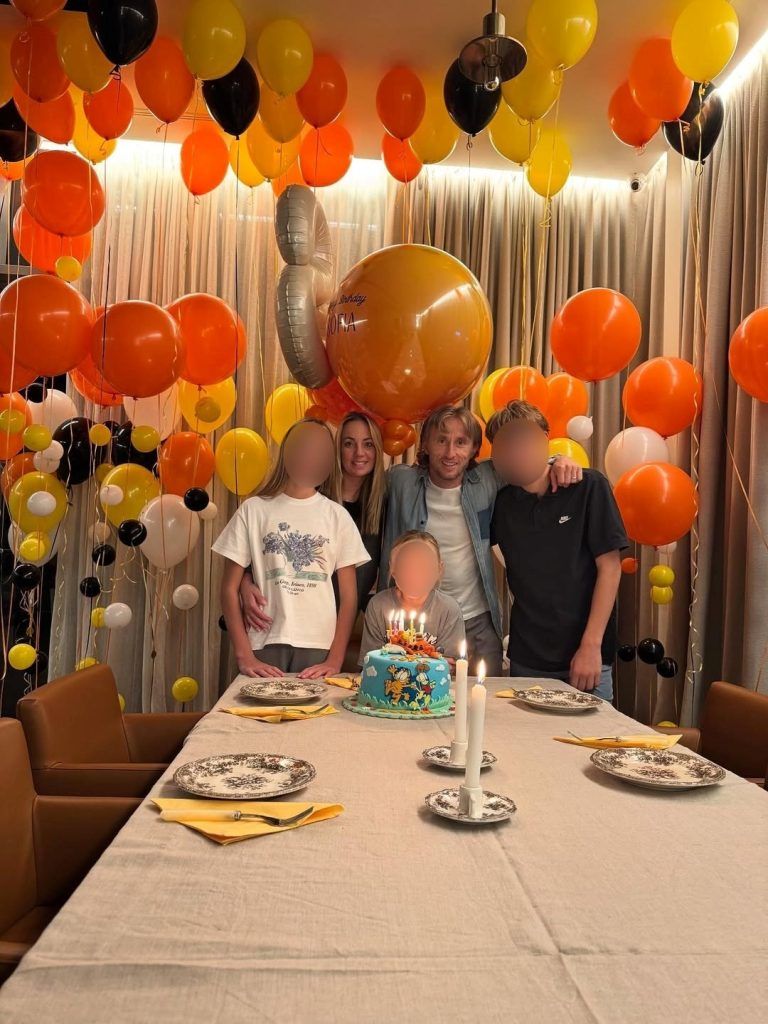 8d2e8813 7187 4263 abde a2ab792e5c88