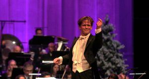 Novogodišnji, Valentin Egel