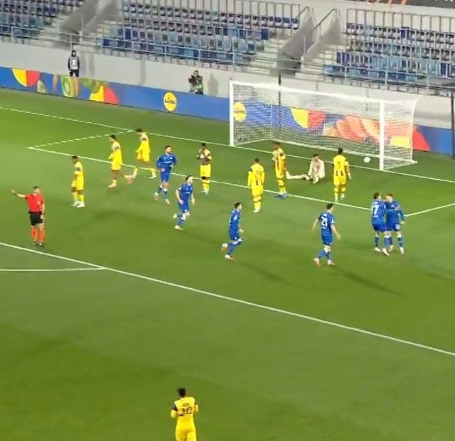 bfebd797 fa79 4d80 acaf b662586602f7 bfebd797 fa79 4d80 acaf b662586602f7