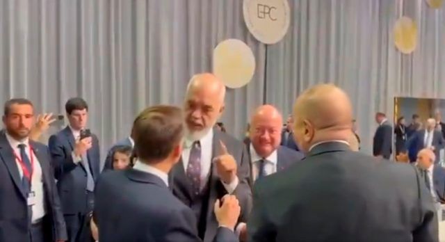 c80d1eb2 864c 4580 a9f8 e5670a27e51b